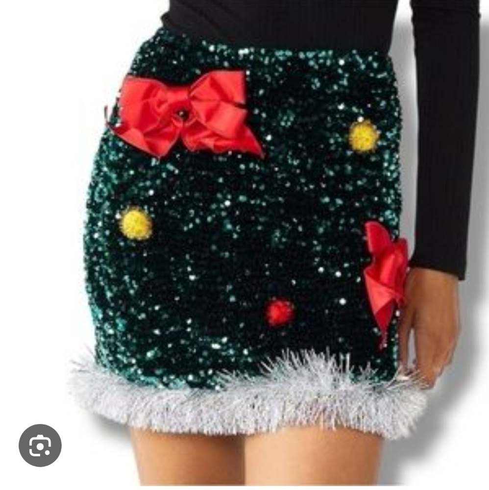 NWT Love On A Hanger Green Sequin Tinsel Christmas Mini Skirt Red Bows XS